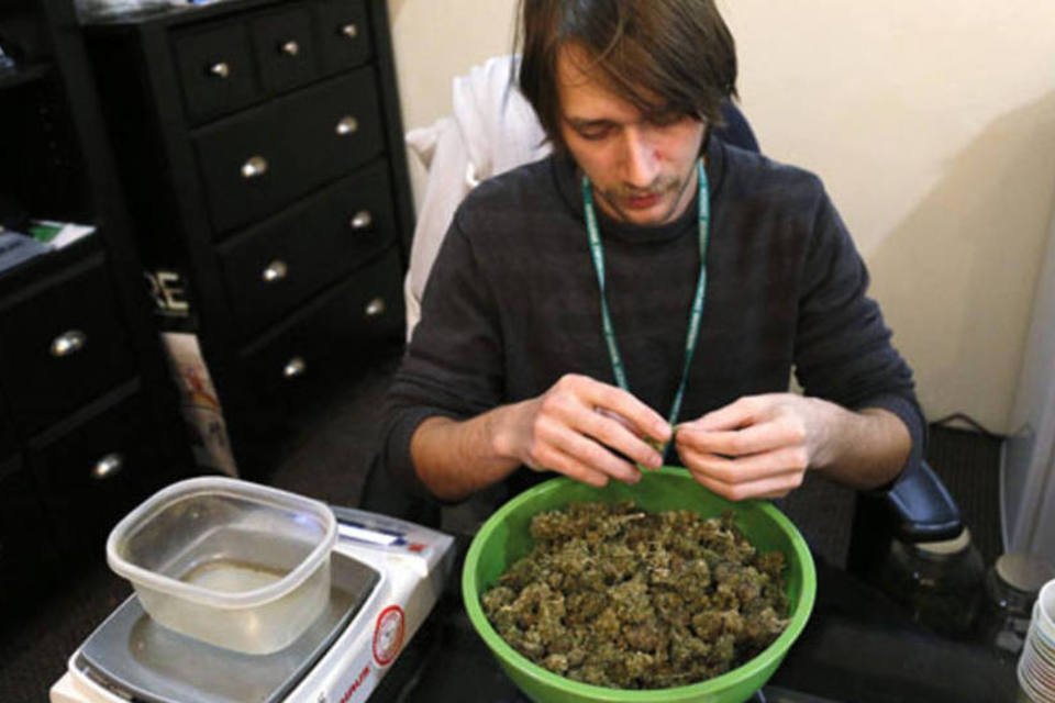 Preços da maconha dobram após começo das vendas no Colorado