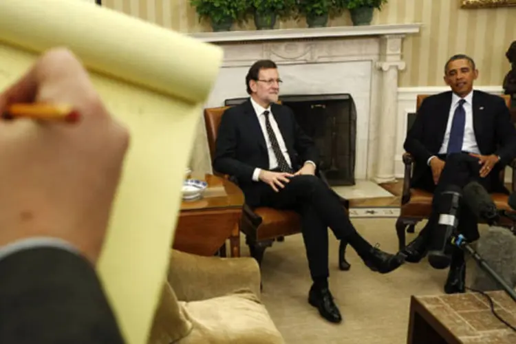 Presidente Barack Obama durente encontro com o primeiro-ministro da Espanha, Mariano Rajoy, na sala oval da Casa Branca, em Washington (Kevin Lamarque/Reuters)