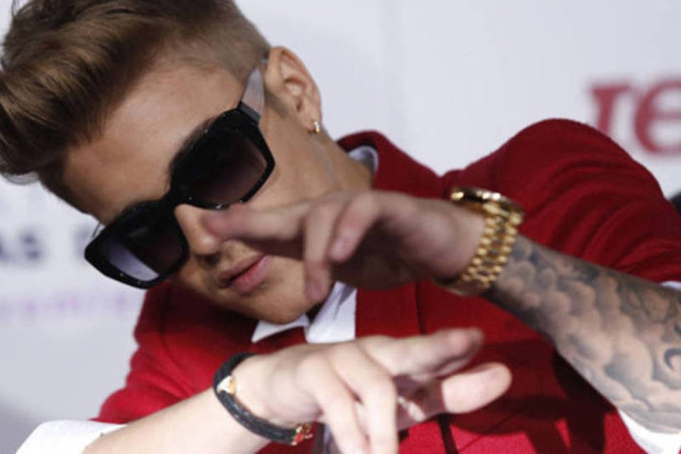 Justin Bieber afunda empresa de cosméticos na bolsa