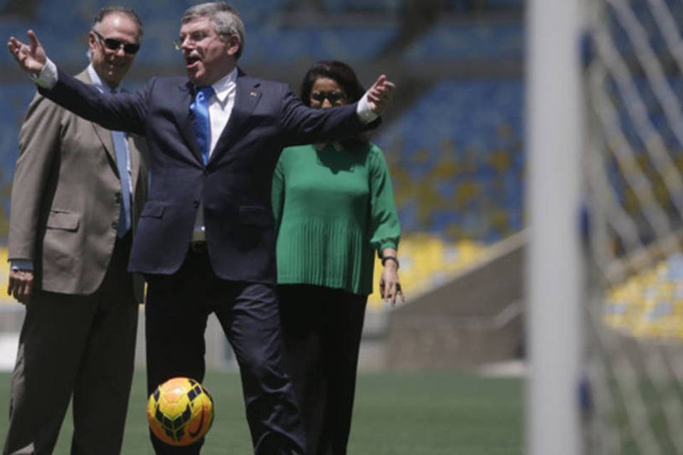 Após visita, presidente do COI elogia preparação do Rio