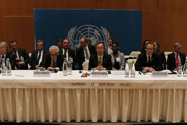 
	Confer&ecirc;ncia internacional de paz sobre a S&iacute;ria: governo s&iacute;rio est&aacute; agindo &quot;de boa f&eacute;&quot; para eliminar suas armas qu&iacute;micas nos termos acordados entre R&uacute;ssia e Estados Unidos, teria dito o diplomata Mikhail Ulyanov
 (Jamal Saidi/Reuters)