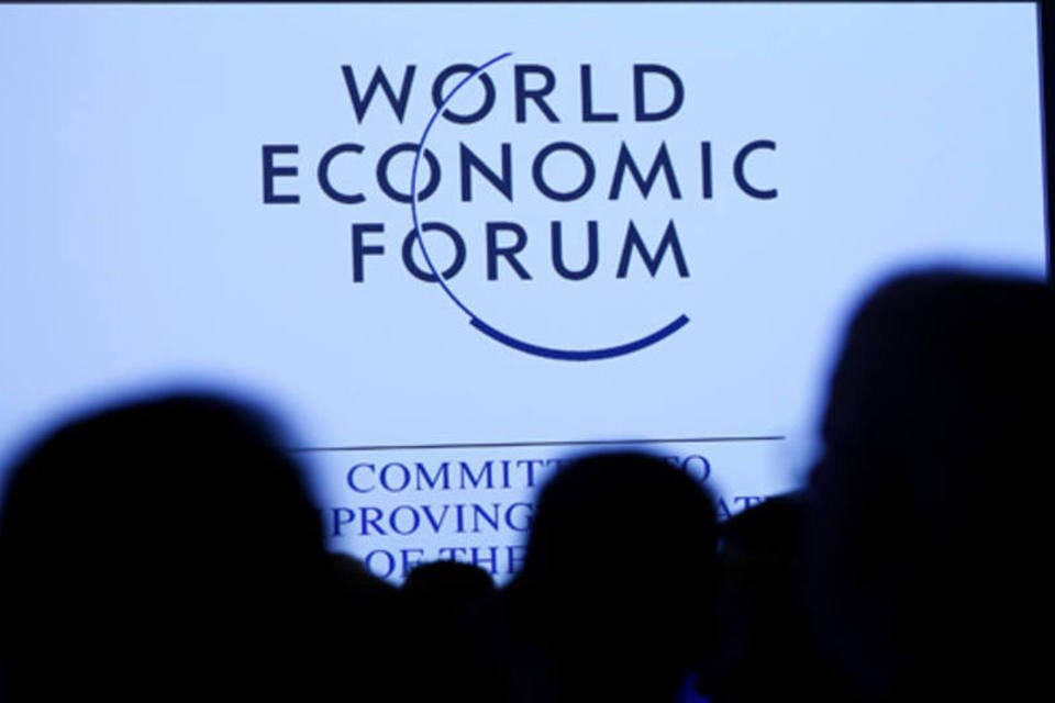 Políticas cambial e monetária são principais temas em Davos