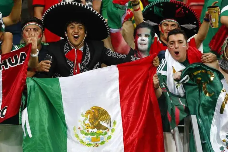 A seleção mexicana tem sido punida na Concacaf e na Fifa de forma diferente e alerta que torcedores se aproveitam dessas brechas (REUTERS/Paul Hanna/Reuters)