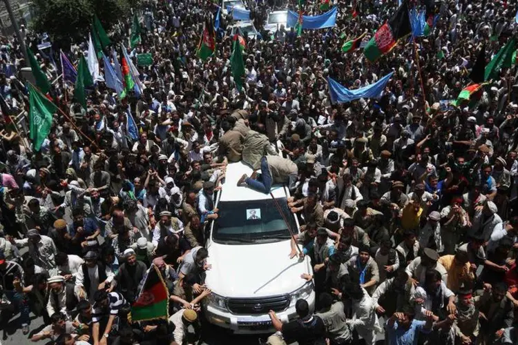 Protesto contra fraude em eleições no Afeganistão: impasse reavivou as duradouras tensões étnicas no Afeganistão (Omar Sobhani/Reuters)