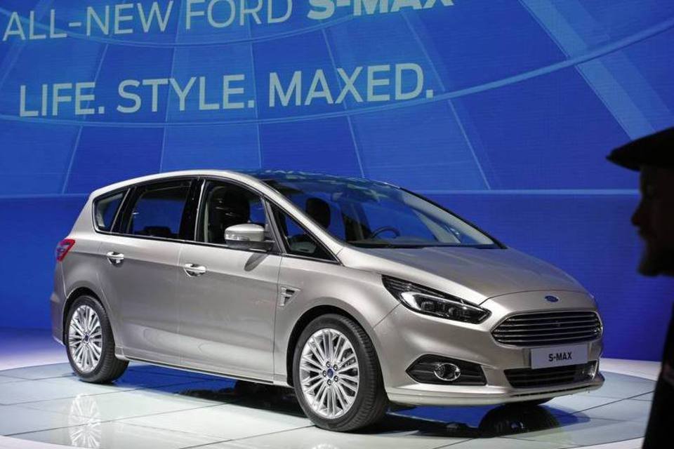 S-Max, lançado pela Ford no Salão do Automóvel em Paris 2014 (Reuters/Benoit Tessier)