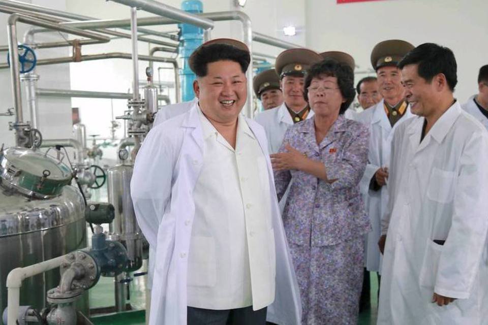Deputado denuncia canções pró Kim Jong-Un em karaokê de Seul