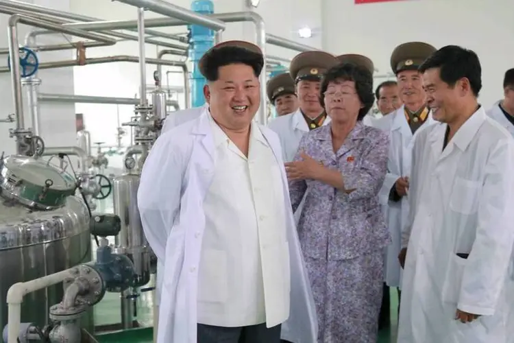 
	L&iacute;der da Coreia do Norte, Kim Jong-Un: o karaok&ecirc; &eacute; uma atividade muito popular tanto na Coreia do Sul como na Coreia do Norte
 (REUTERS/KCNA)