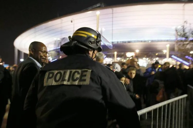 Iraque: até agora, apenas um dos três atacantes que detonaram seus explosivos fora do estádio havia sido identificado (Reuters)