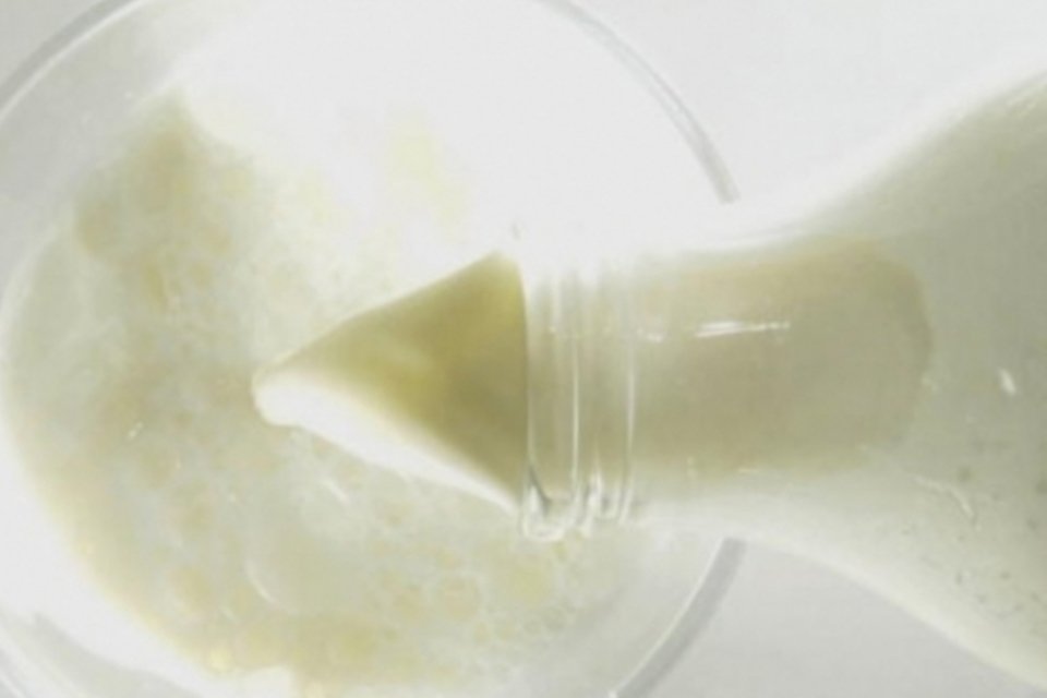 Cerca de 1 mi de litros de leite adulterado foram colocados à venda