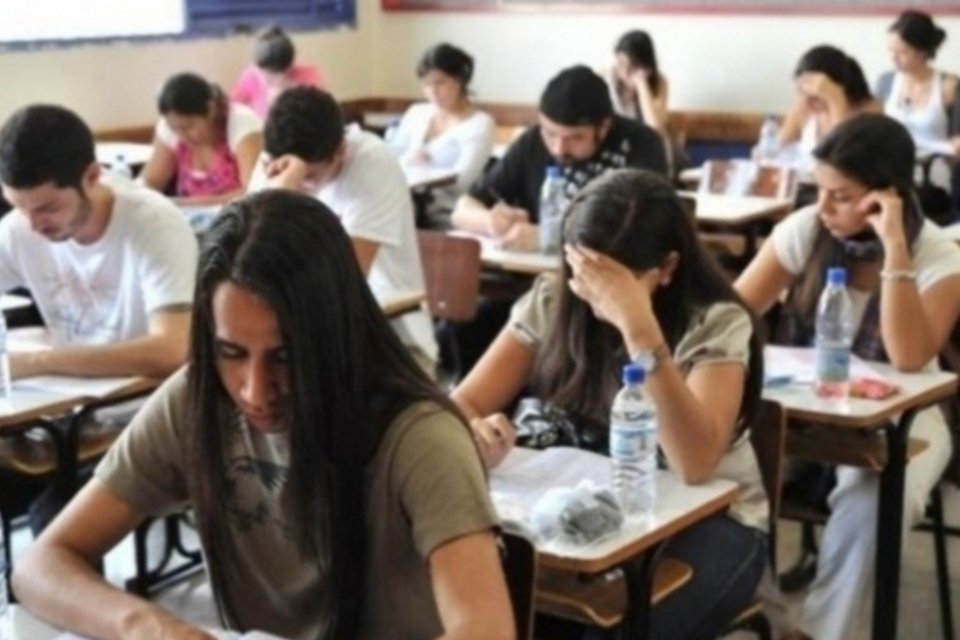 MEC abre processos contra 79 instituições de ensino superior