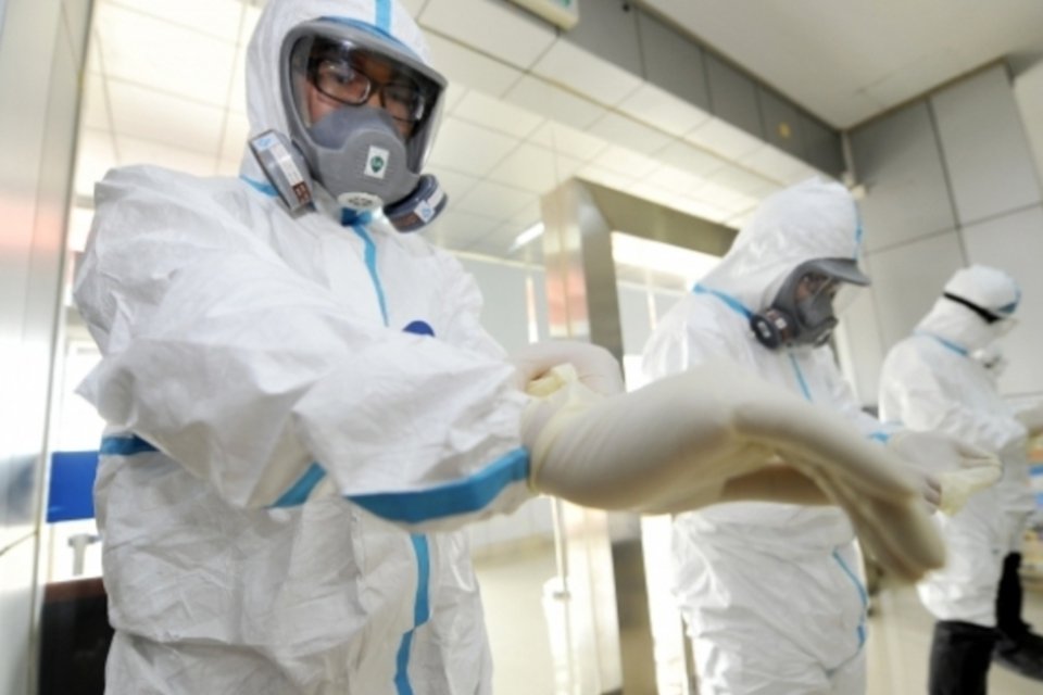 Vírus ebola vai chegar à China, alerta cientista