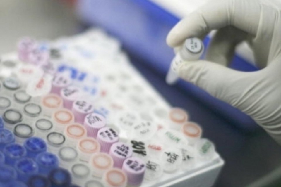 EUA autoriza teste para detectar câncer do colo do útero