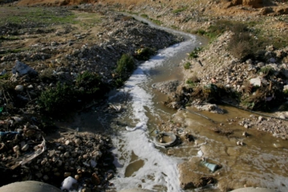 SP vai tratar esgotos para usar mais água de rios