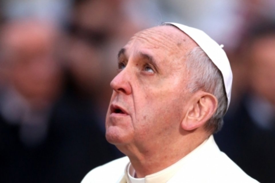 Papa garante que teoria do Big Bang não contradiz lei do cristianismo