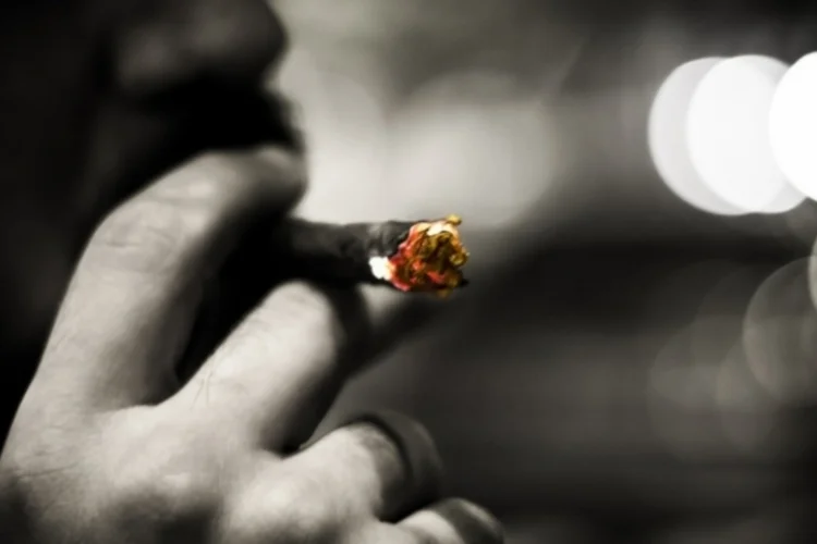 Cigarro (Sérgio Bernardino via Photopin)