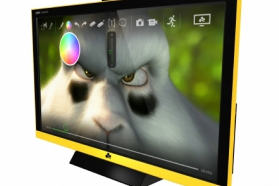 Apek lança TV com sistema Windows 8 por até R$ 27 mil