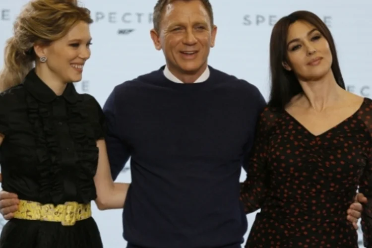 bond (Reuters)