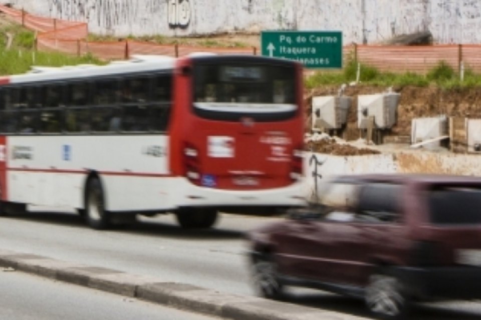 São Paulo paralisa projeto de frota ecológica de ônibus