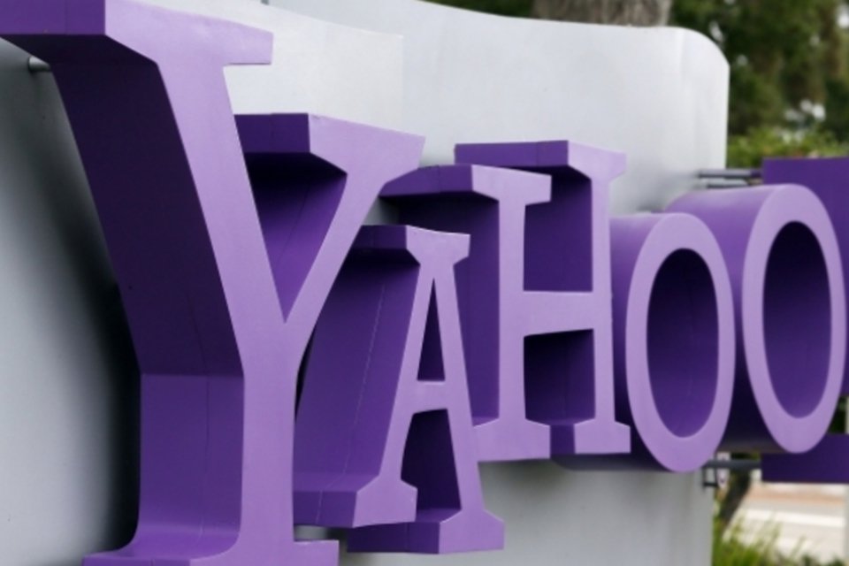 Agência britânica coletou imagens de webcams de milhões de usuários Yahoo!, segundo jornal