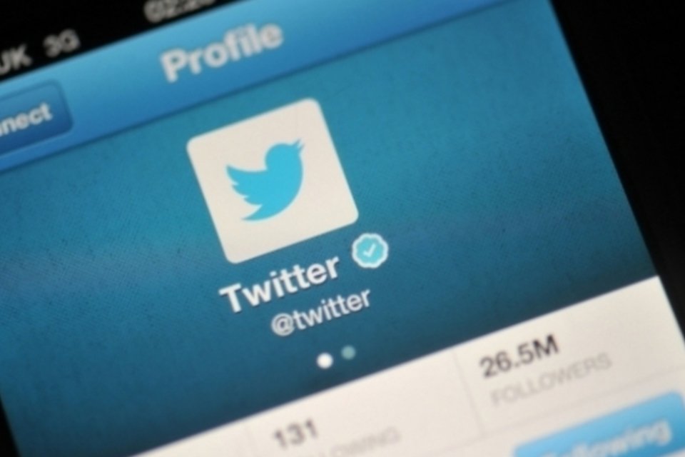 Uso do Twitter pode causar brigas e até divórcios, diz estudo