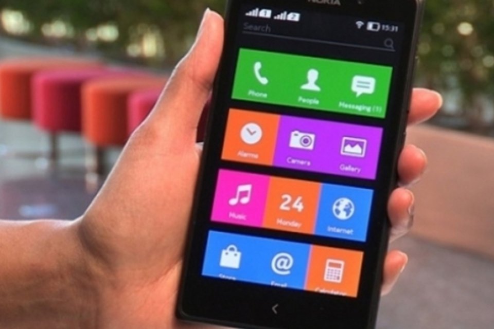 Microsoft acaba com linha de smartphones com Android