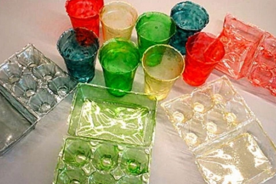 Cientistas criam plástico sustentável feito com casca de camarão