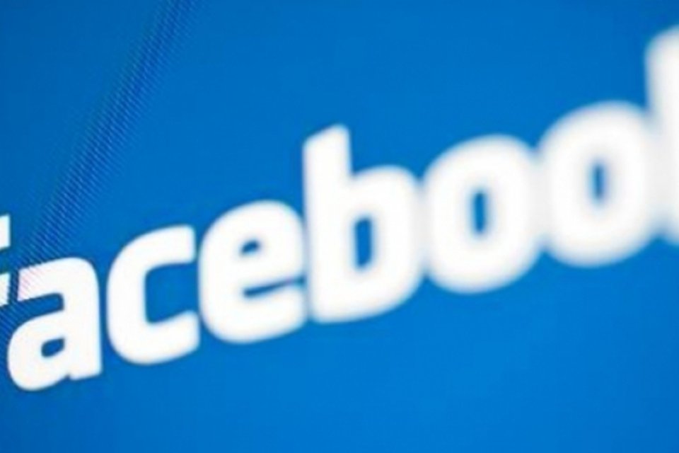 Novo botão no Facebook permite pedir mais dados aos 'amigos'