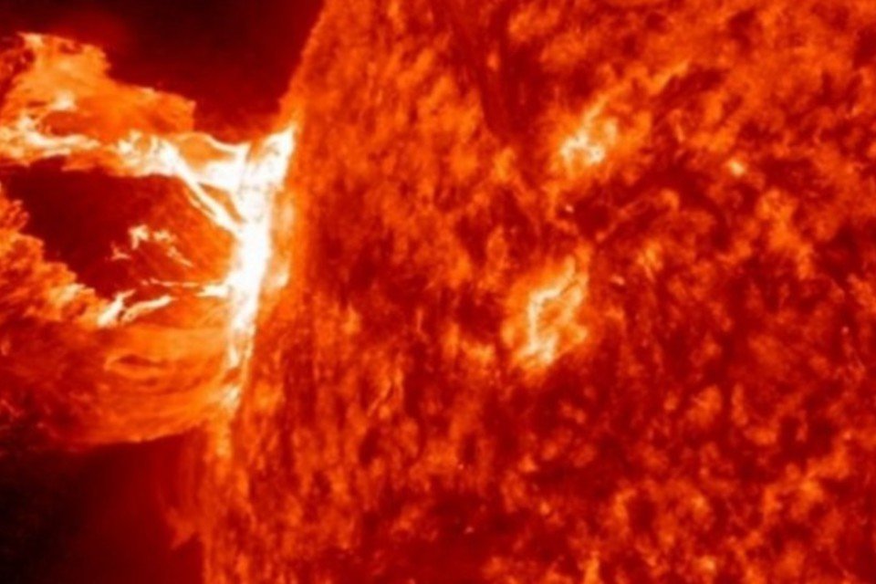 Satélites registram tsunami na superfície do Sol