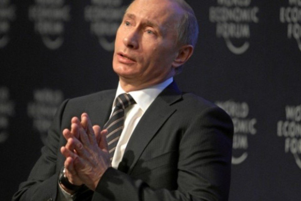Obama entra em contato com Putin sobre situação de Snowden