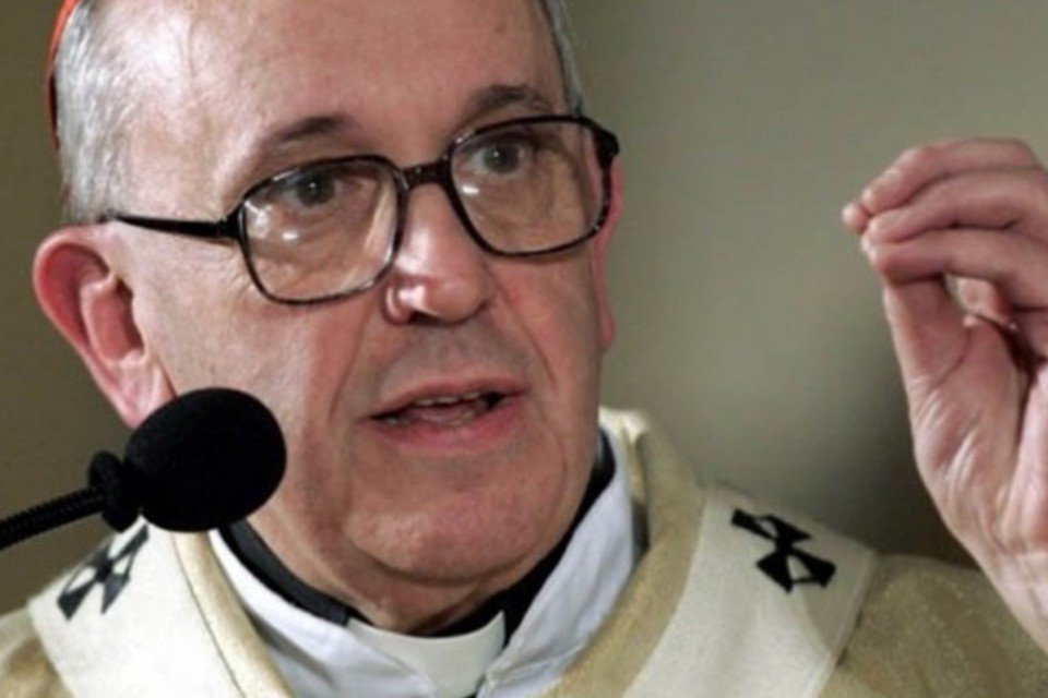 Papa Francisco supera 7 mi de seguidores no Twitter