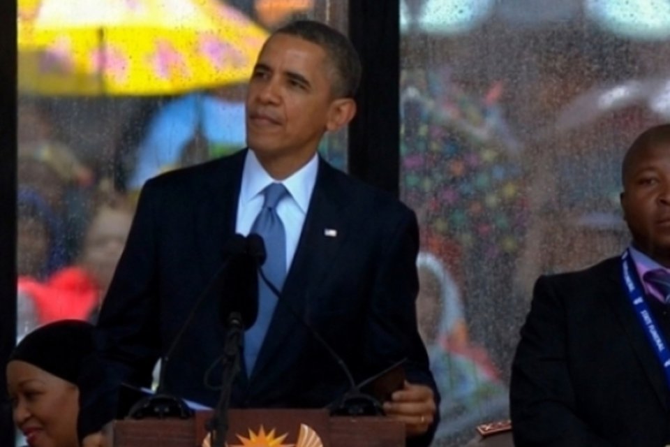 Intérprete de funeral diz que sofreu episódio esquizofrênico