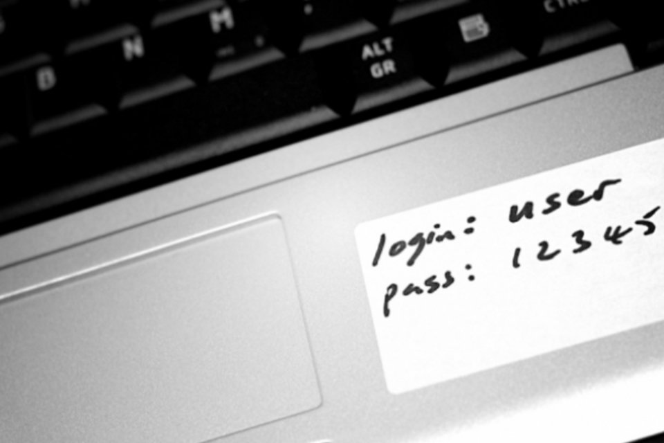 Usuário ainda tem mais senhas do que pode memorizar, diz F-Secure