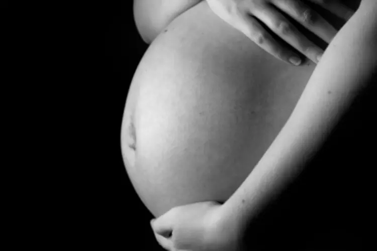 Grávidas: o acesso à assistência pré-natal foi inadequado para 36% das mães (sxc.hu/SXC)