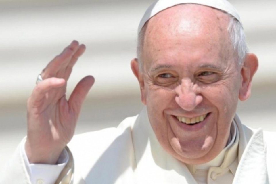 Papa Francisco supera os 13 milhões de seguidores no Twitter