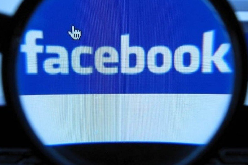 Polícia prende homem que matou esposa e postou foto no Facebook