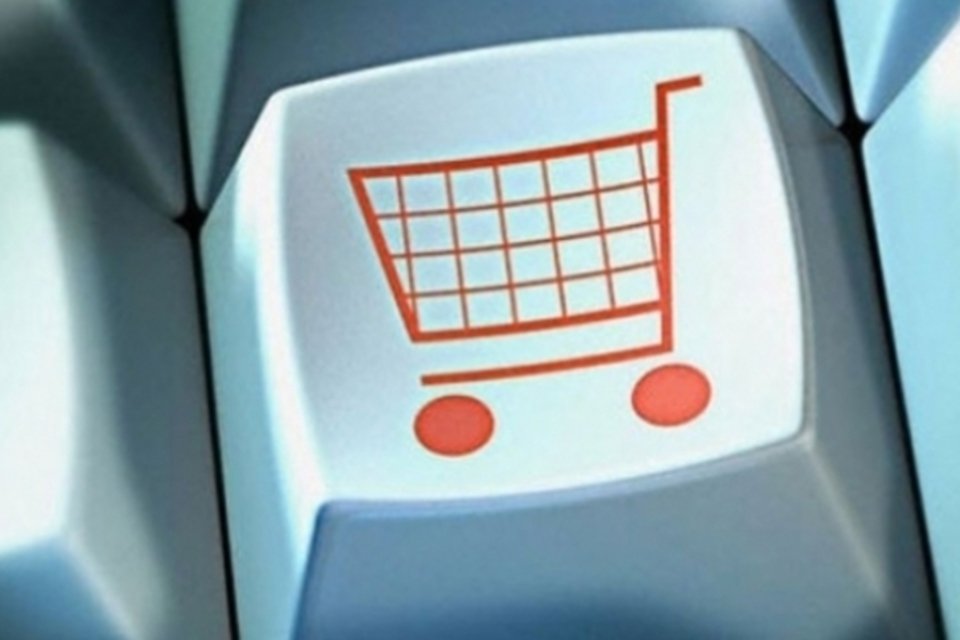 Receita terá sistema para tributar compras online feitas no exterior