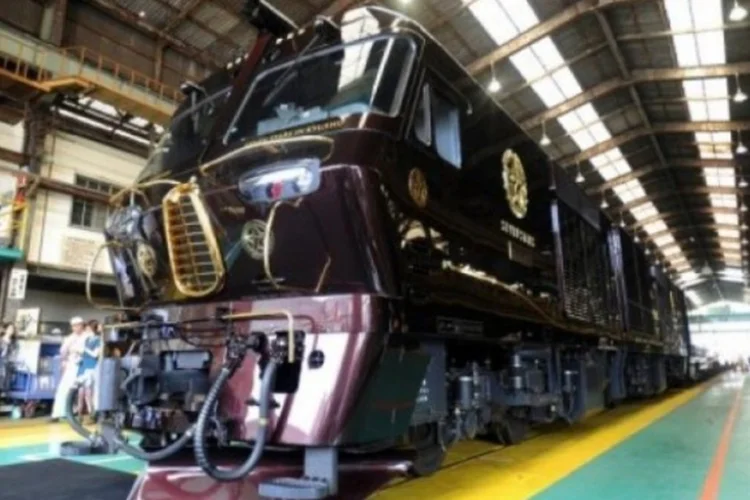 trem sete estrelas (©afp.com / Jiji Press)