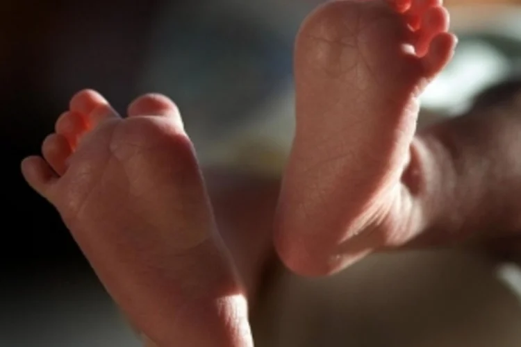 Bebê: as taxas de homicídio e mortes acidentais também avançaram em 2015