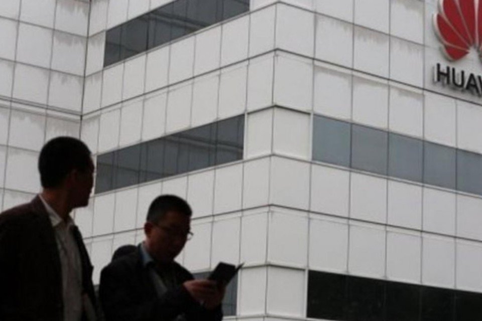 Acusações de espionagem não têm fundamento, diz Huawei