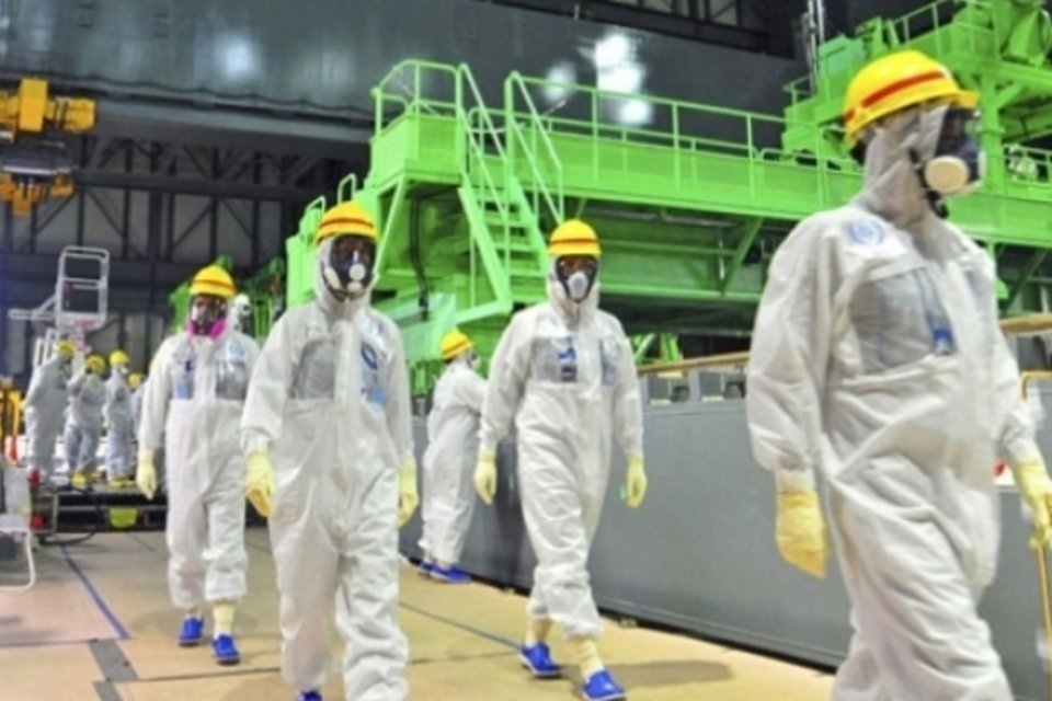 Diretor de agência defende despejo de água de Fukushima ao mar