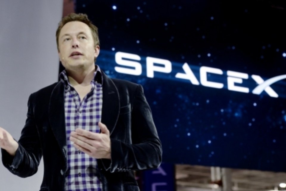 Elon Musk quer usar 700 satélites para distribuir acesso à internet
