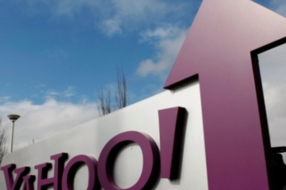 Usuários do Yahoo! em móveis superarão os de PC no final do ano