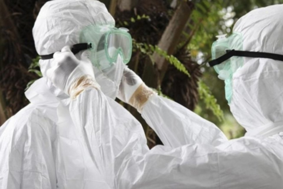 Ebola está "fora de controle" na Libéria, diz especialista da OMS