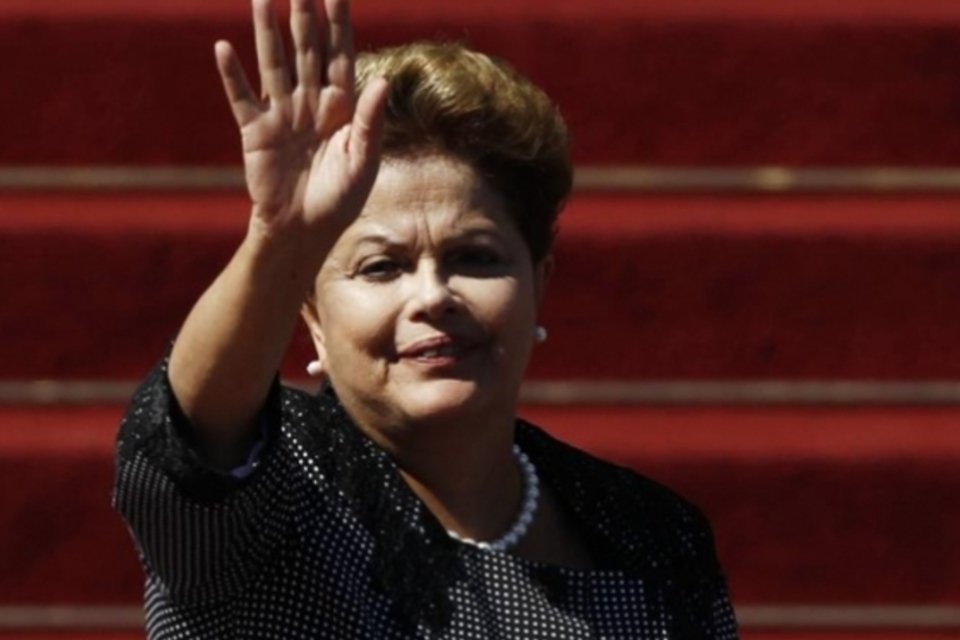 Dilma lembra no Twitter os 30 anos das Diretas Já