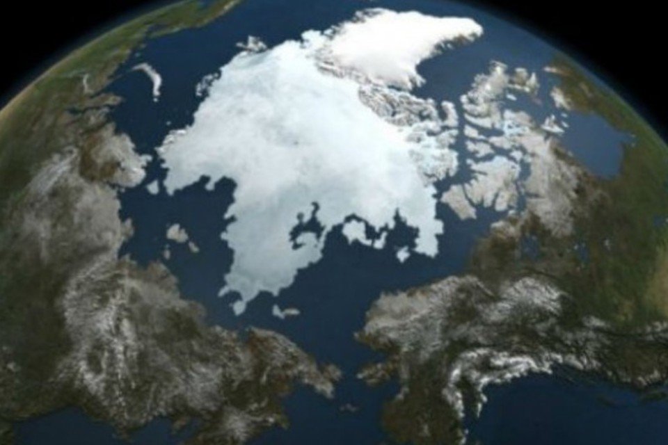 Ano de 2012 teve recorde de emissões e perda do gelo marinho