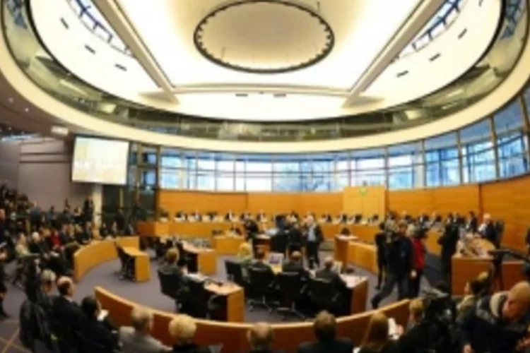 tribunal (AFP)