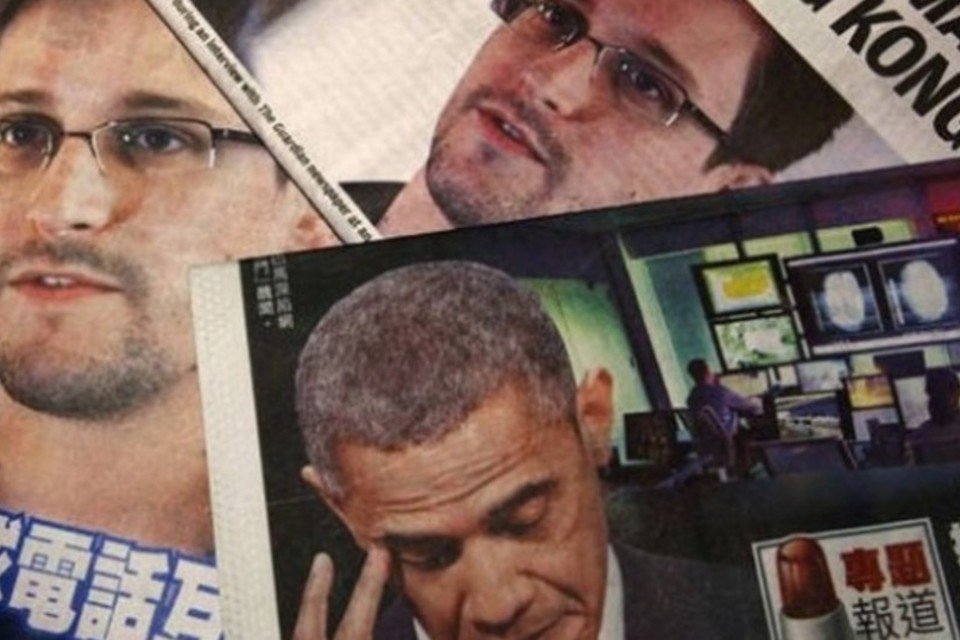 Snowden prestará contas à Justiça, diz secretário