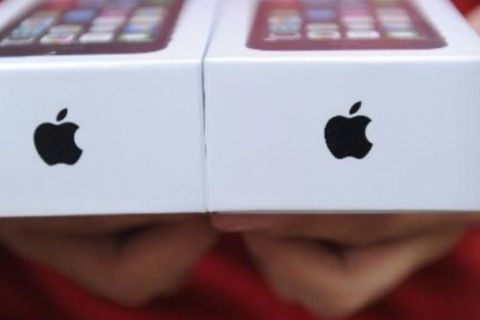 Casal chinês vende filha e compra iPhone