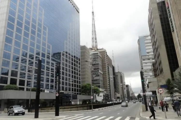 Av. Paulista (Wikimedia Commons)