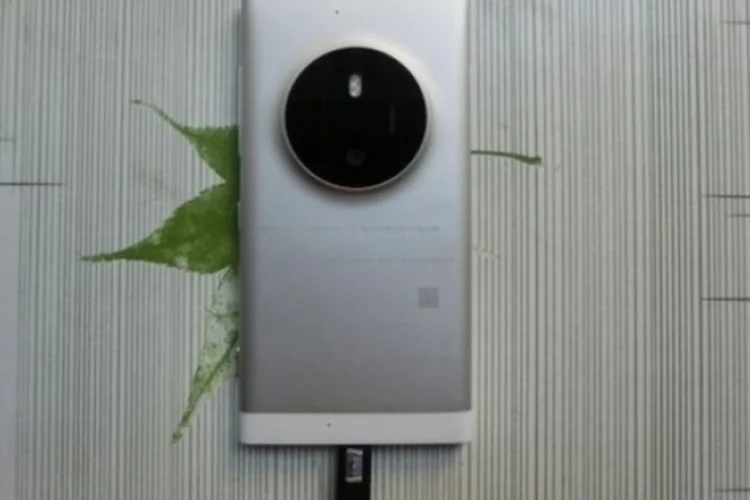 Lumia (Reprodução/Baidu Tieba)